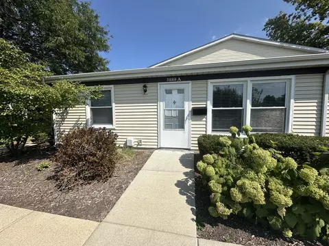 7523 Bristol Ln #A, Hanover Park, IL 60133