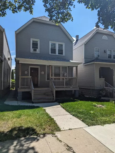 4863 N Kilpatrick Ave, Chicago, IL 60630