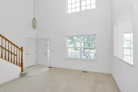 1830 Maureen Dr, Hoffman Estates, IL 60192 photo 5