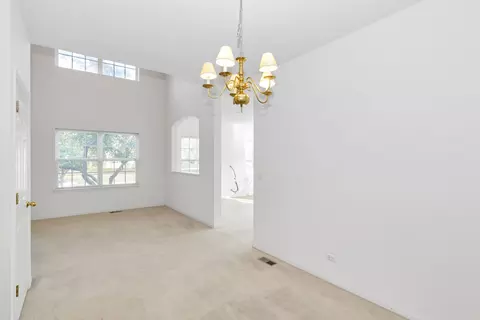 1830 Maureen Dr, Hoffman Estates, IL 60192 photo 10