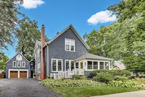 1606 Forest Ave, Wilmette, IL 60091