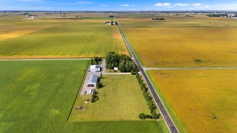 View/Area - 1995 County Road 900 N, Eureka, IL 61530 photo 1 of 5