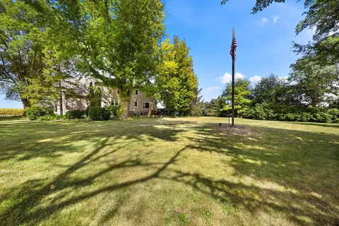 Exterior - 1995 County Road 900 N, Eureka, IL 61530 photo 9 of 13