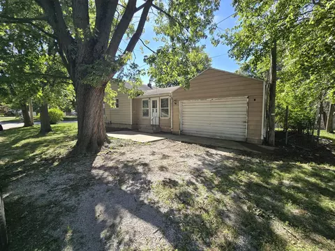 517 E Payson St, Pontiac, IL 61764