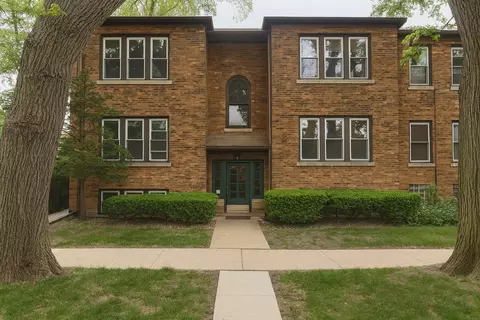 207 W Quincy St #GARD, Riverside, IL 60546