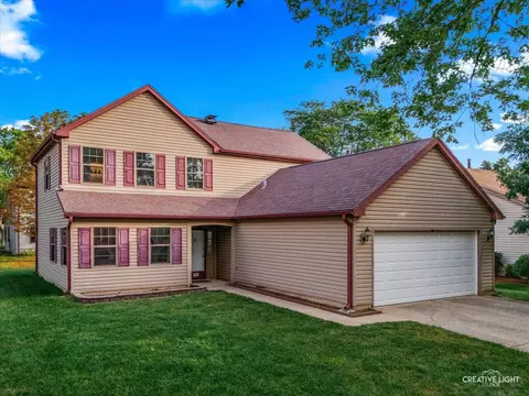 141 Campbell Dr, Bolingbrook, IL 60440
