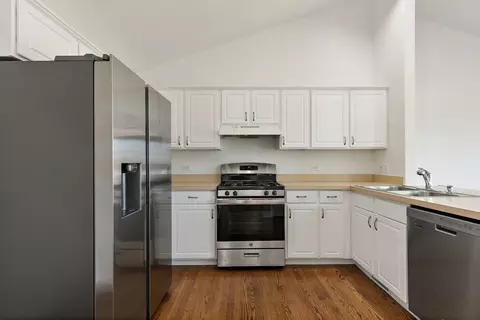 Kitchen - 1108 E Danbury Dr, Cary, IL 60013 photo 1 of 2