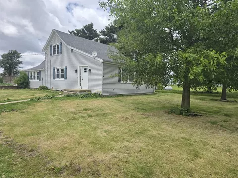 1350 N 2950 East Rd, Le Roy, IL 61752