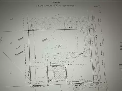 281 S Main St, Seneca, IL 61360 photo 2