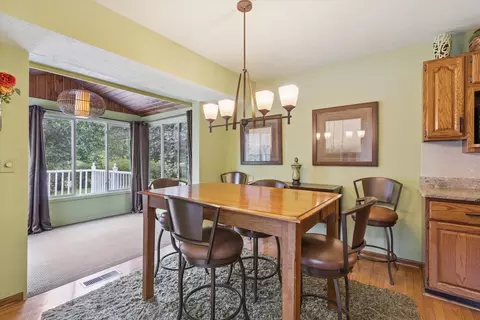 Dining - 2584 Circle Dr, Belvidere, IL 61008 photo 2 of 2