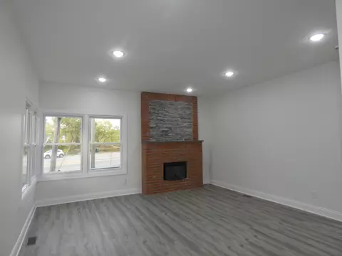 125 N 8th Ave, Kankakee, IL 60901 photo 4