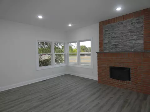 125 N 8th Ave, Kankakee, IL 60901 photo 6