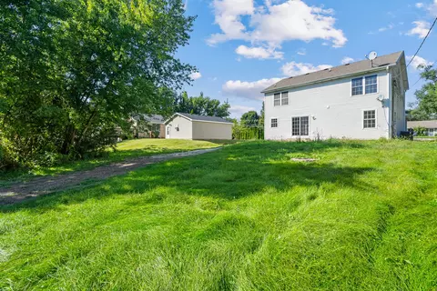 Exterior - 412 Bruce Rd, Lockport, IL 60441 photo 3 of 12