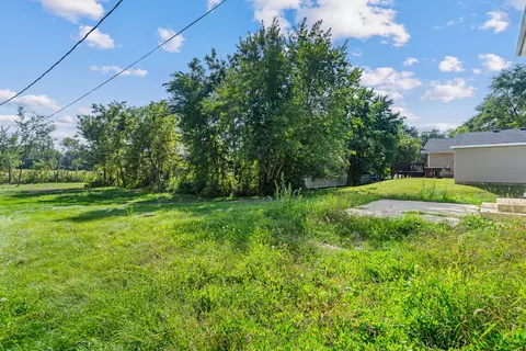 Exterior - 412 Bruce Rd, Lockport, IL 60441 photo 2 of 12