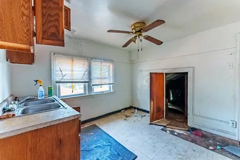 Kitchen - 7159 S Winchester Ave, Chicago, IL 60636 photo 1 of 1