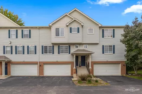 449 Evergreen Cir, Gilberts, IL 60136