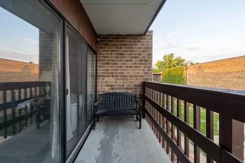 1107 Kenneth Cir, Elgin, IL 60120 photo 24
