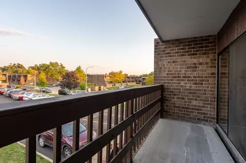 1107 Kenneth Cir, Elgin, IL 60120 photo 25