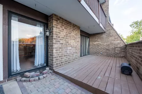1107 Kenneth Cir, Elgin, IL 60120 photo 4