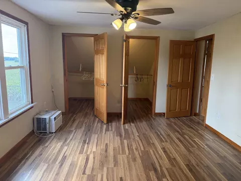 Bedroom - 18013 Spring Valley Rd, Morrison, IL 61270 photo 3 of 3