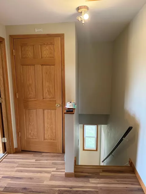Entry Way - 18013 Spring Valley Rd, Morrison, IL 61270 photo 1 of 1