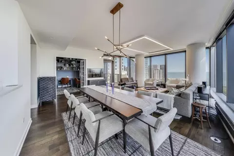 60 E Monroe St #2702, Chicago, IL 60603 photo 7