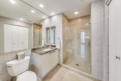 60 E Monroe St #2702, Chicago, IL 60603 photo 22