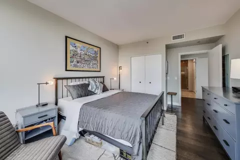 60 E Monroe St #2702, Chicago, IL 60603 photo 20