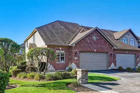 14951 S Preserve Dr, Lockport, IL 60441
