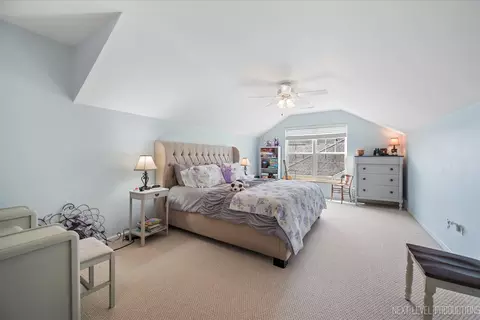 1031 Broadmoor Dr, Elgin, IL 60124 photo 26