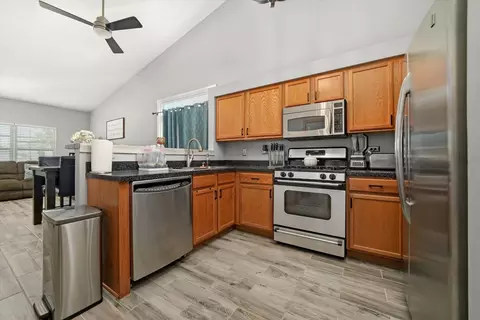 Kitchen - 2614 River Bend Ln, Plainfield, IL 60586 photo 3 of 3