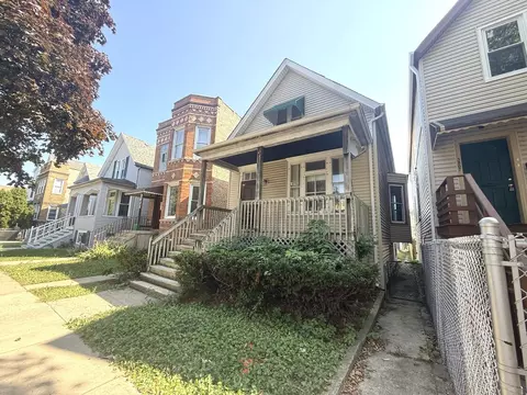 3809 N Whipple St, Chicago, IL 60618