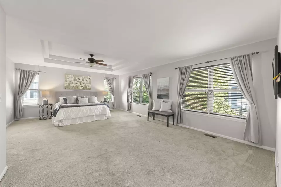 Bedroom - 812 Metropolitan Ave, Bolingbrook, IL 60490 photo 2 of 6