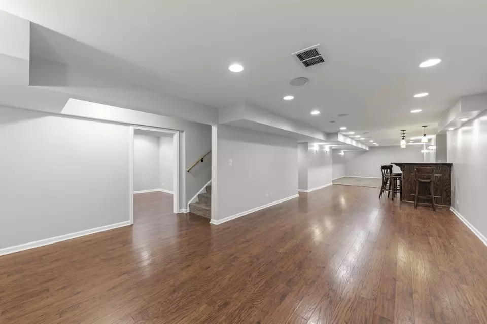 Other - 812 Metropolitan Ave, Bolingbrook, IL 60490 photo 7 of 10