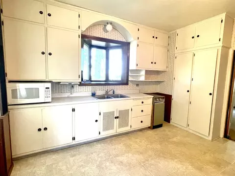 2931 E 10th Rd, Utica, IL 61373 photo 11