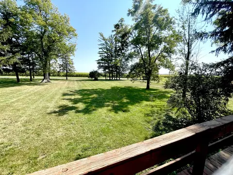 2931 E 10th Rd, Utica, IL 61373 photo 32