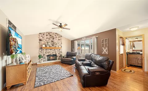 2018 Olde Mill Rd, Plainfield, IL 60586 photo 5