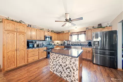 2018 Olde Mill Rd, Plainfield, IL 60586 photo 7