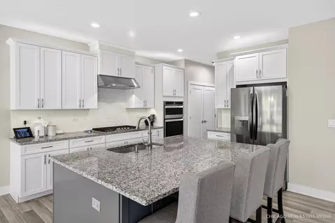 Kitchen - 3591 Doral Dr, Elgin, IL 60124 photo 1 of 4