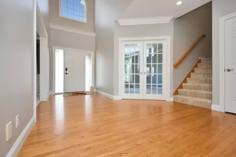 Entry Way - 3 Currie Ct, Bloomington, IL 61704 photo 4 of 10