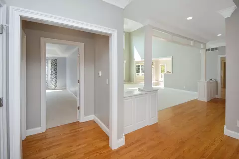 Entry Way - 3 Currie Ct, Bloomington, IL 61704 photo 2 of 10