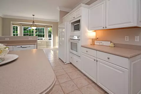 Kitchen - 3 Currie Ct, Bloomington, IL 61704 photo 10 of 14