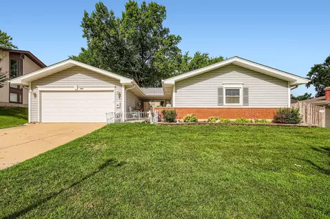 1440 Dennison Rd, Hoffman Estates, IL 60169 photo 1