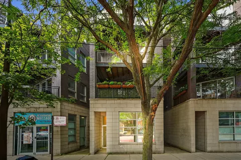 2629 W Chicago Ave #3, Chicago, IL 60622