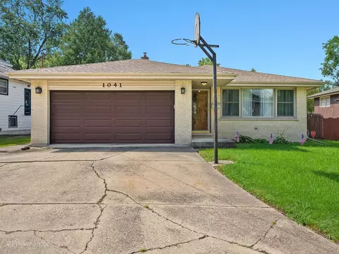 1041 E Division St, Lombard, IL 60148