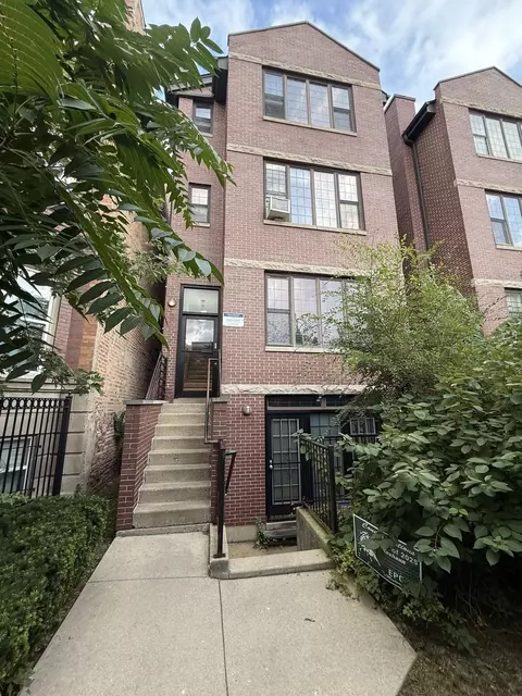 5619 S Calumet Ave #2, Chicago, IL 60637