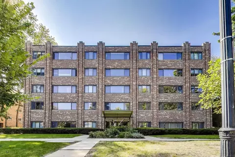 2300 Sherman Ave #2C, Evanston, IL 60201