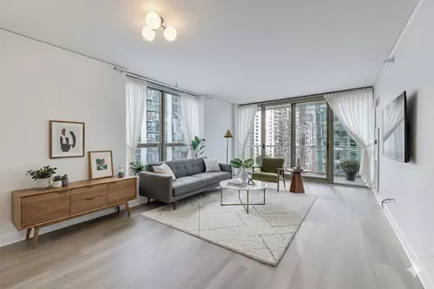 Living - 420 E Waterside Dr #3304, Chicago, IL 60601 photo 2 of 10
