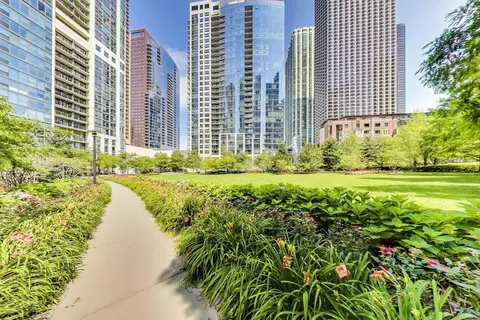 Exterior - 420 E Waterside Dr #3304, Chicago, IL 60601 photo 8 of 9