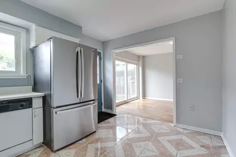 8846 Dee Rd #E, Des Plaines, IL 60016 photo 12